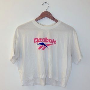 Women’s Reebok Crop Shirt - M